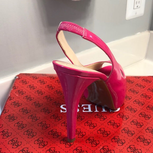 Sandals - Picture 4 of 5